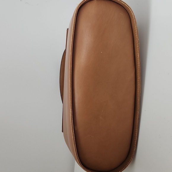 Salvatore Ferragamo Leather Handbag - Picture 4 of 10